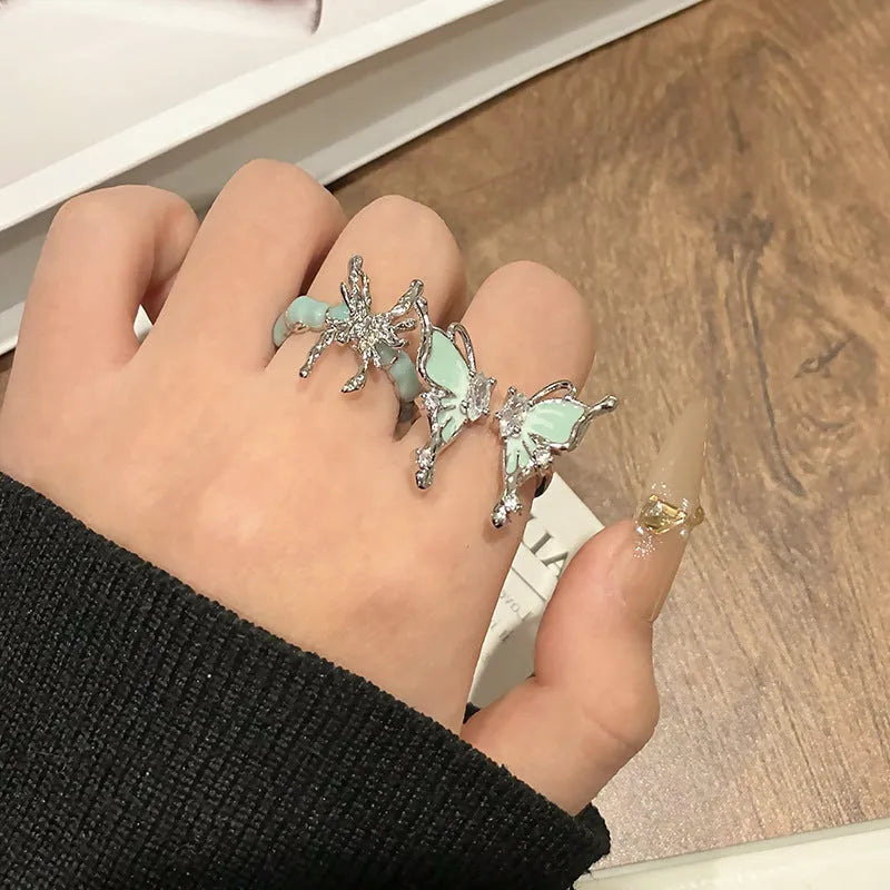 Copper butterfly women's ring with Chinese design and dripping oil finish
