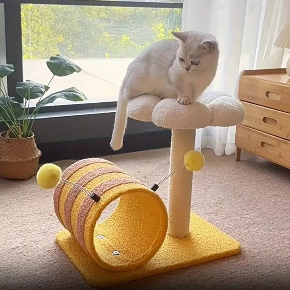Yellow cat climbing frame with sisal scratching board and tunnel measuring 46x36x25cm
