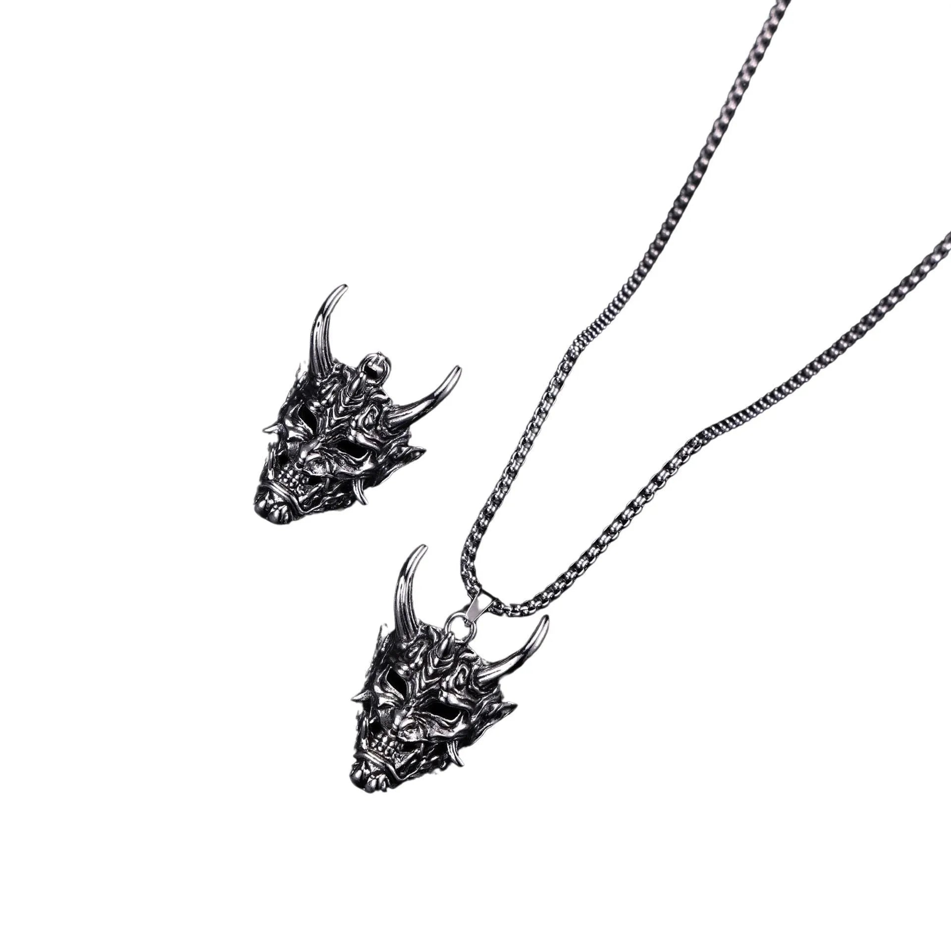 Men's vintage silver tone zinc alloy pendant necklace measuring 40mm wide