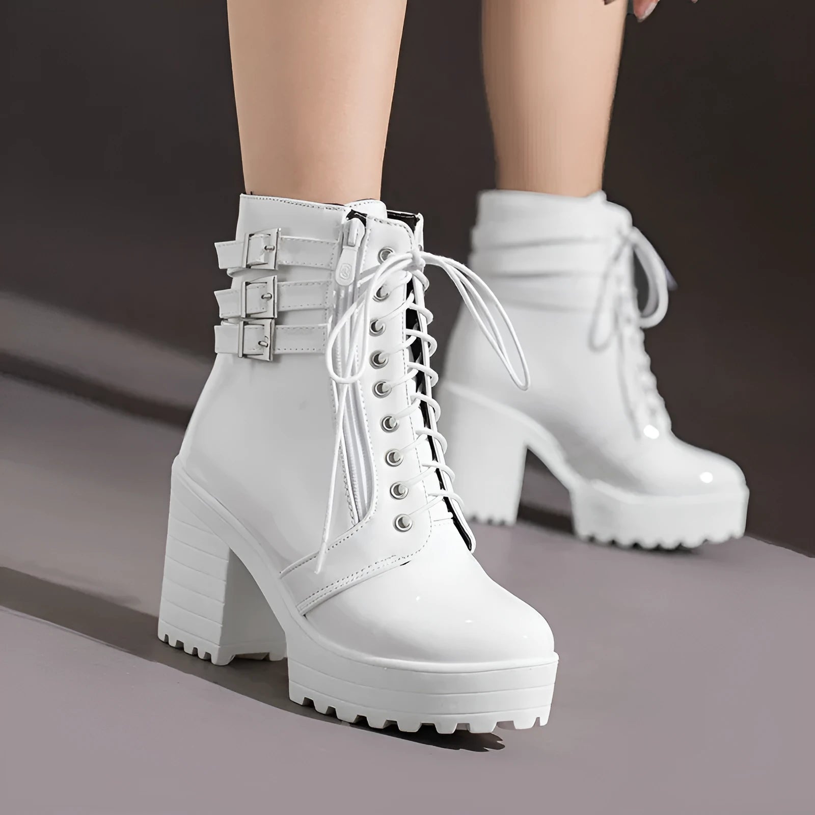 Women's black thick-heeled ankle boots with round toe and front lace-up design