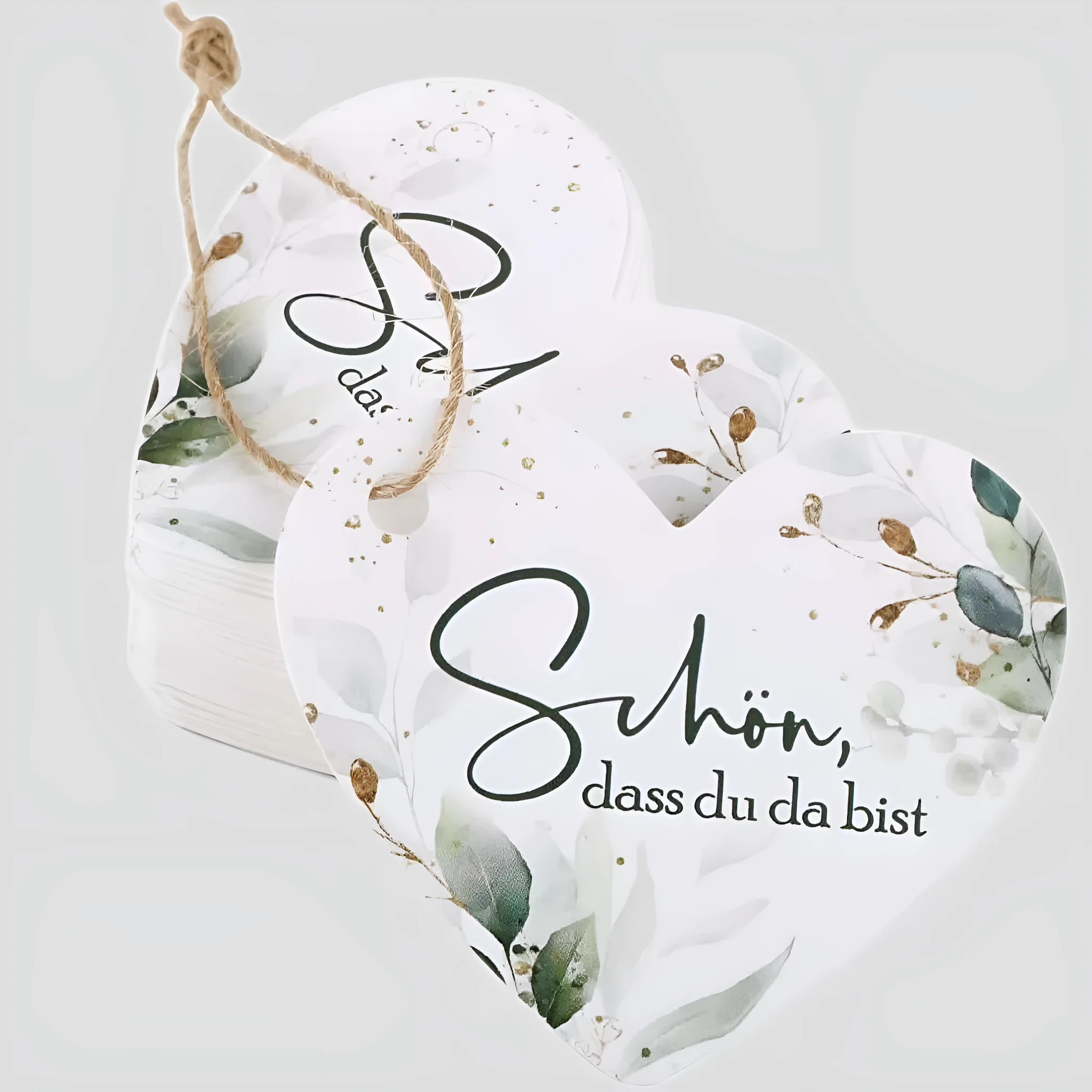 Fifty flower heart-shaped paper gift tags in two vintage colour styles