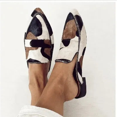 Women's black and white apricot retro pointed-toe low heel shoes with suede upper and animal print