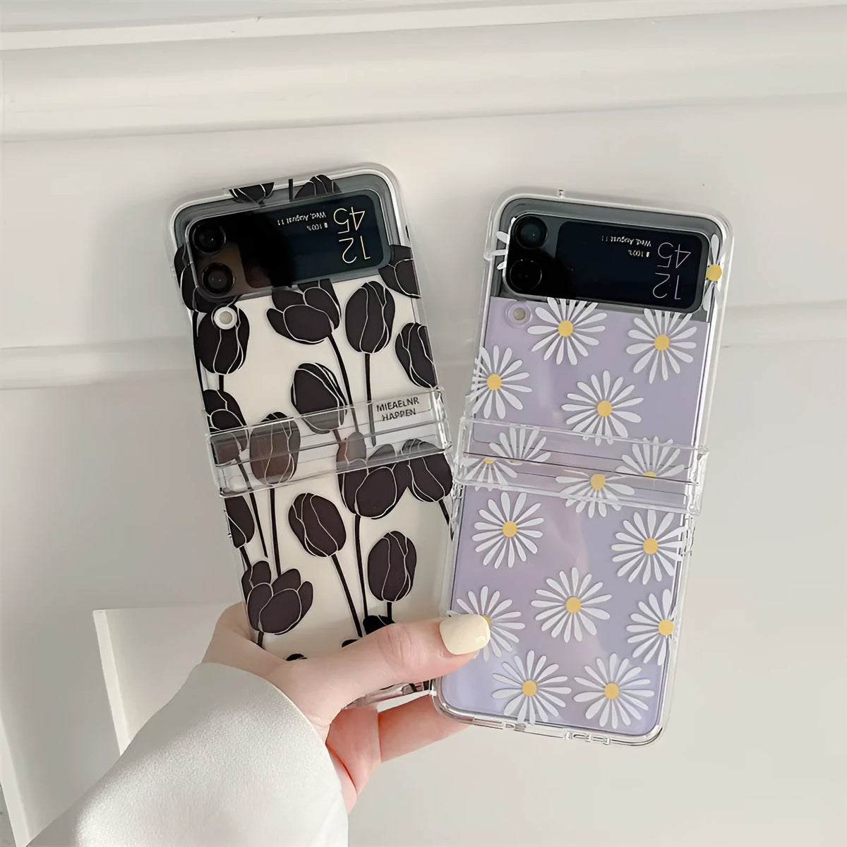 Flower patterned phone case for Samsung Galaxy Z Flip3 and Z Flip4 folding screen in daisy or tulip design