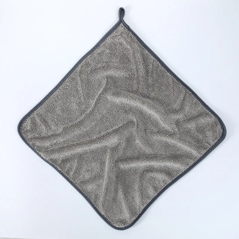 Grey braided twist car cleaning towel with red edge, shown in multiple sizes for vehicle washing