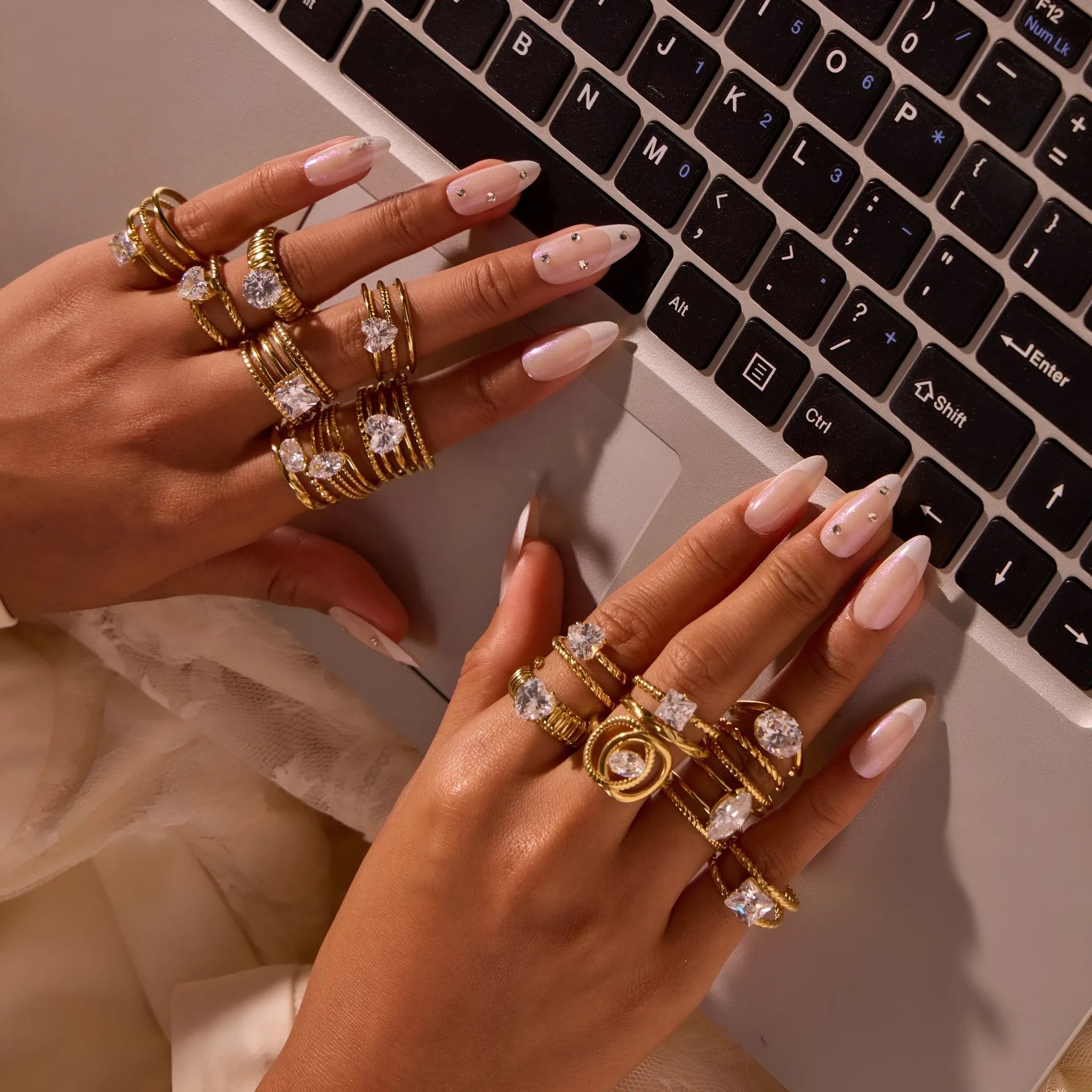 Gold electroplated stainless steel ring with zircon geometric design on adjustable open mouth band