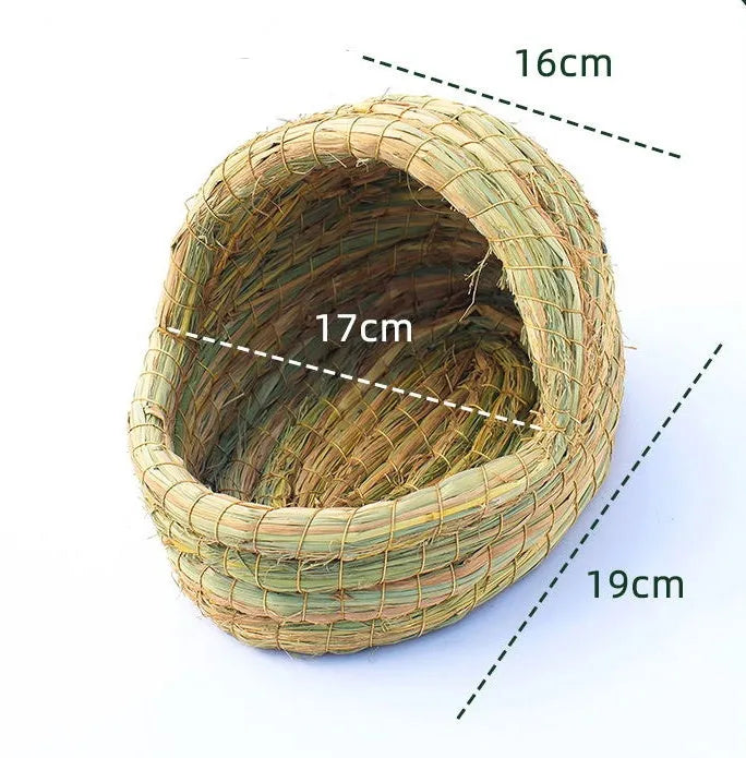 Hand-woven rabbit grass nest made of straw and corn husk in a bridge hole grass house shape, size S, nest colour.