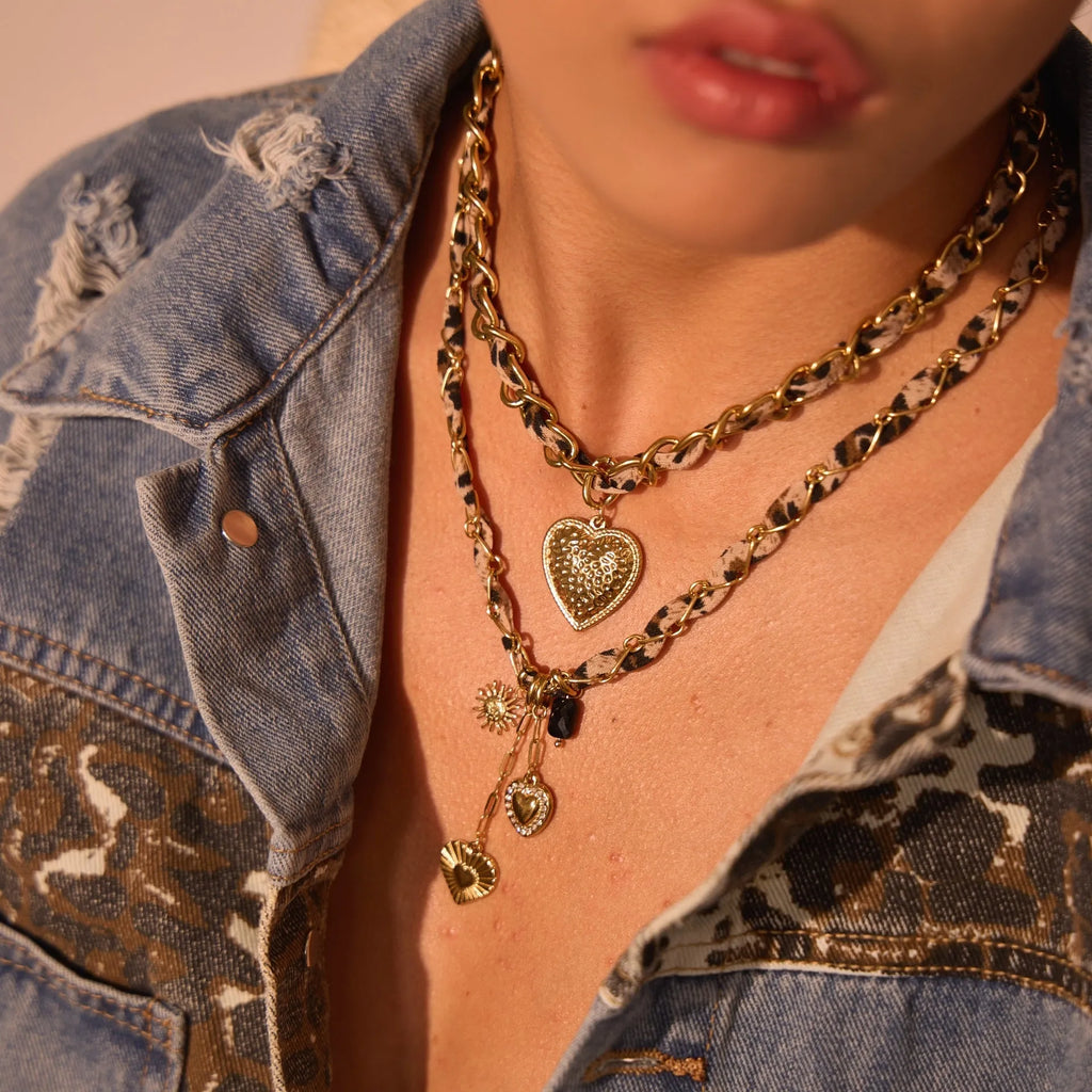 Stainless steel leopard love pendant necklace with geometric design and 18K gold electroplating on adjustable chain