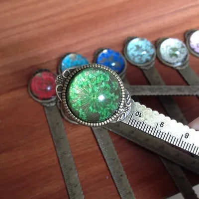 Handmade dry flower gypsophila ruler bookmark measuring 12cm with lace flower and clover arrangement