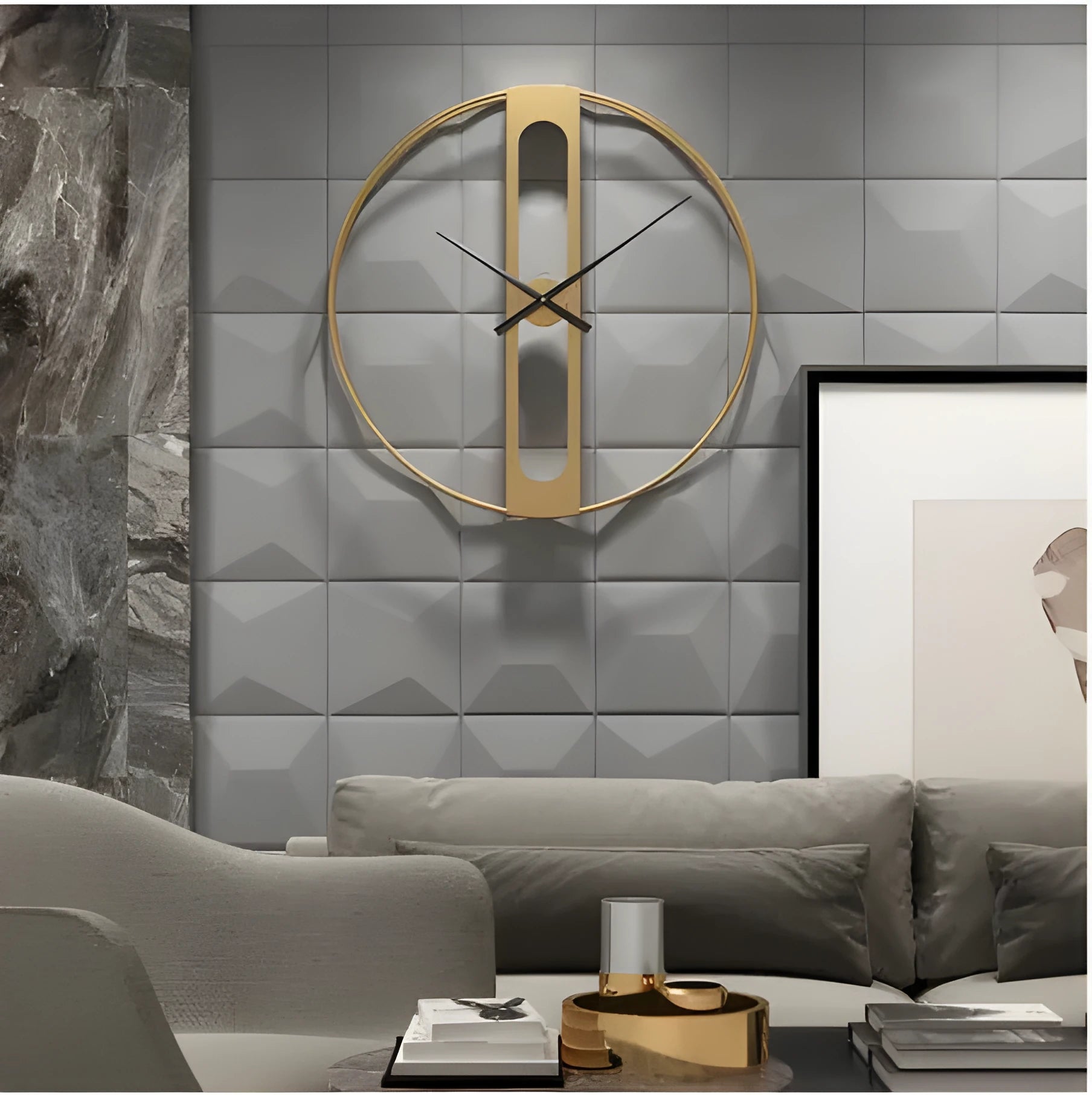 Round metal wall clock with 50cm diameter in black or gold finish