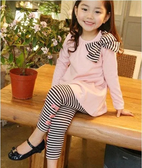 Pink cotton girl clothing set displayed in sizes 110cm to 140cm for daily wear