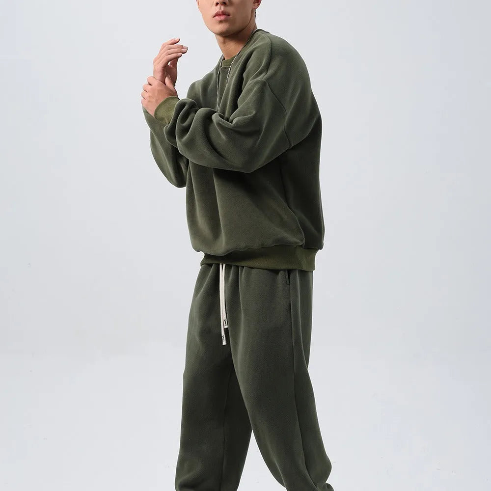 Men's polar fleece sports suit with crew neck top and padded trousers in multiple colour options