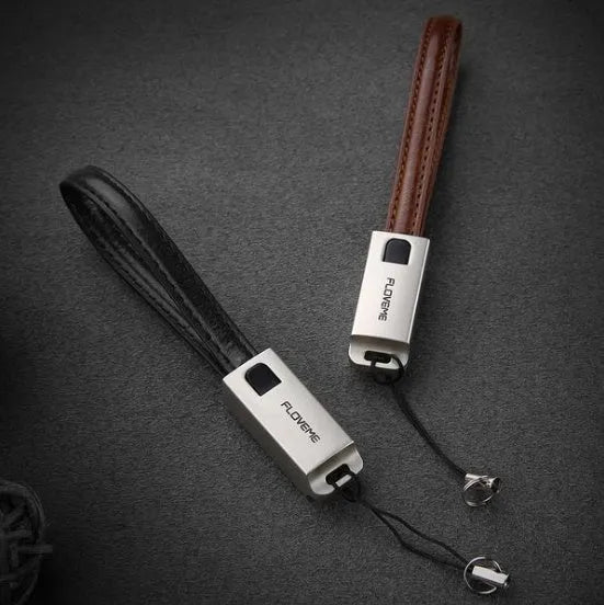 Short 20cm leather iPhone Lightning charging cable with zinc alloy connector in red, black or brown