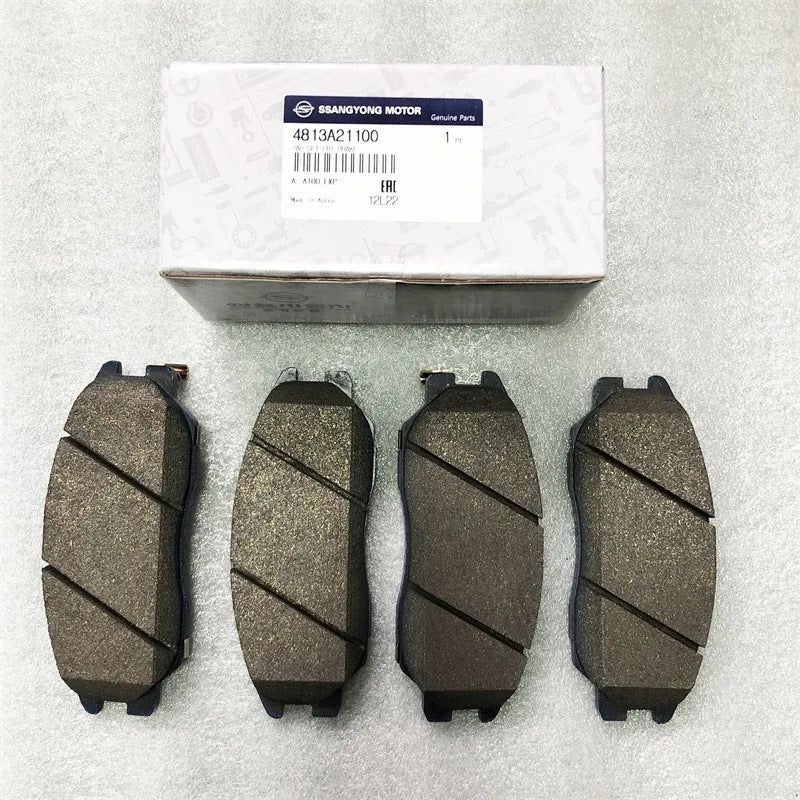 Brake pad set with part numbers 4813009A10 and 4813008BA0 for Aiteng Kyron Rester