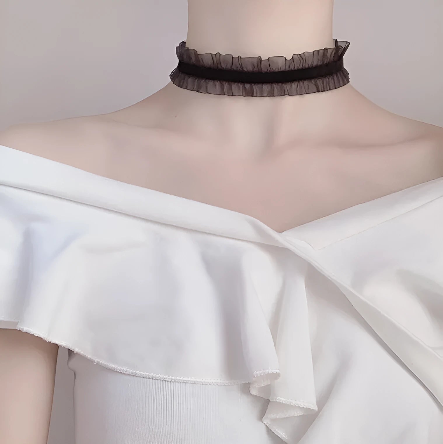Alloy velvet ruffled flower pendant on snake bones chain clavicle necklace in light coffee colour