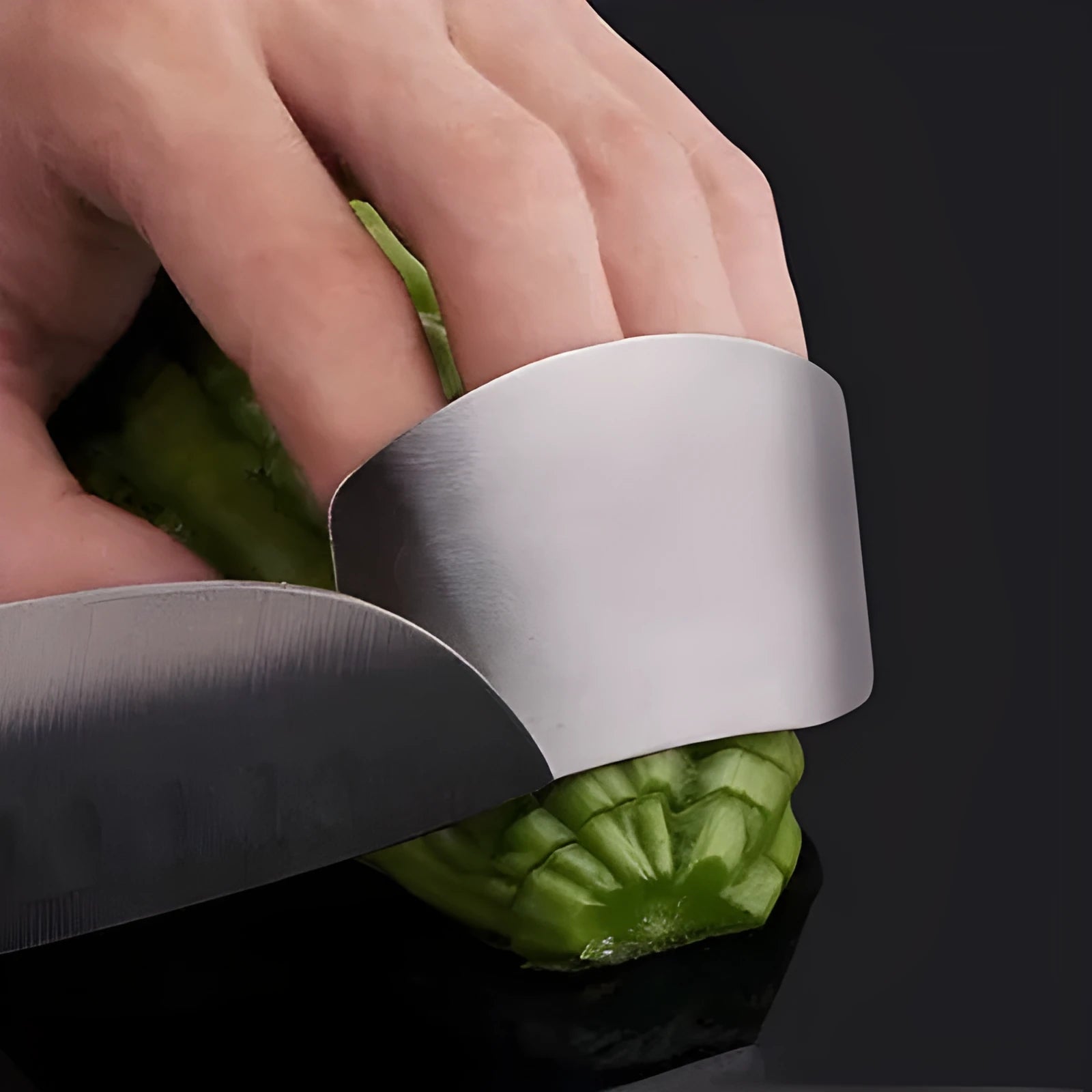 Stainless steel finger guard for kitchen vegetable cutting protection