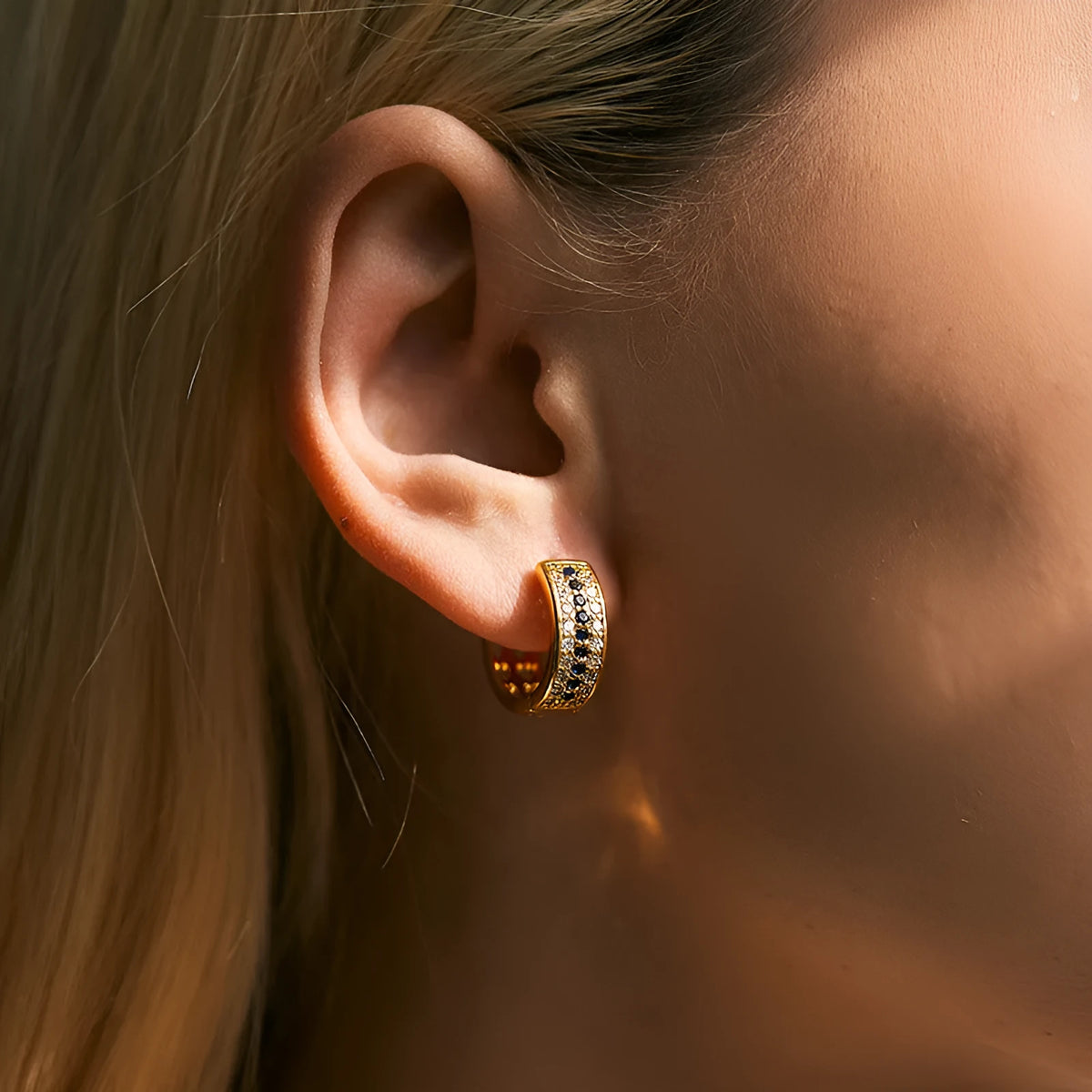 Women's geometric round copper earrings with 18K gold electroplating in KE1268 colour
