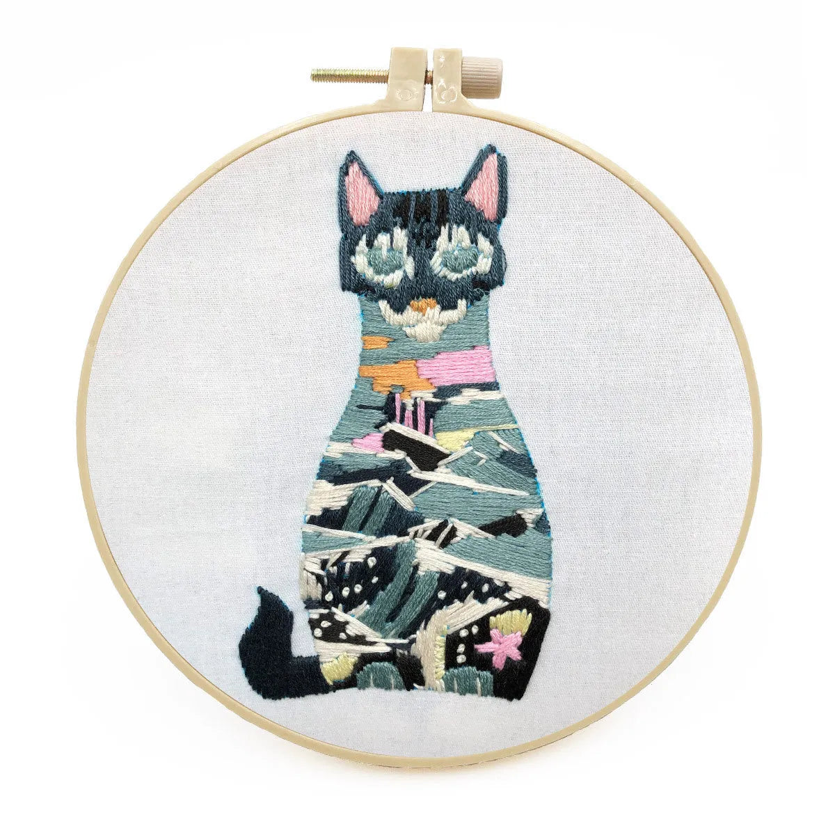 DIY cat embroidery kit with cotton linen fabric and embroidery stretch frame