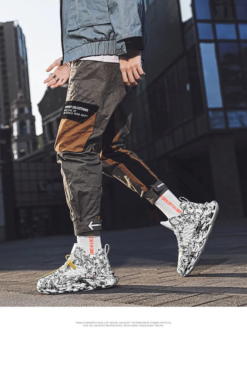 Men's high-top basketball shoes in camouflage pattern with microfiber upper and rubber sole