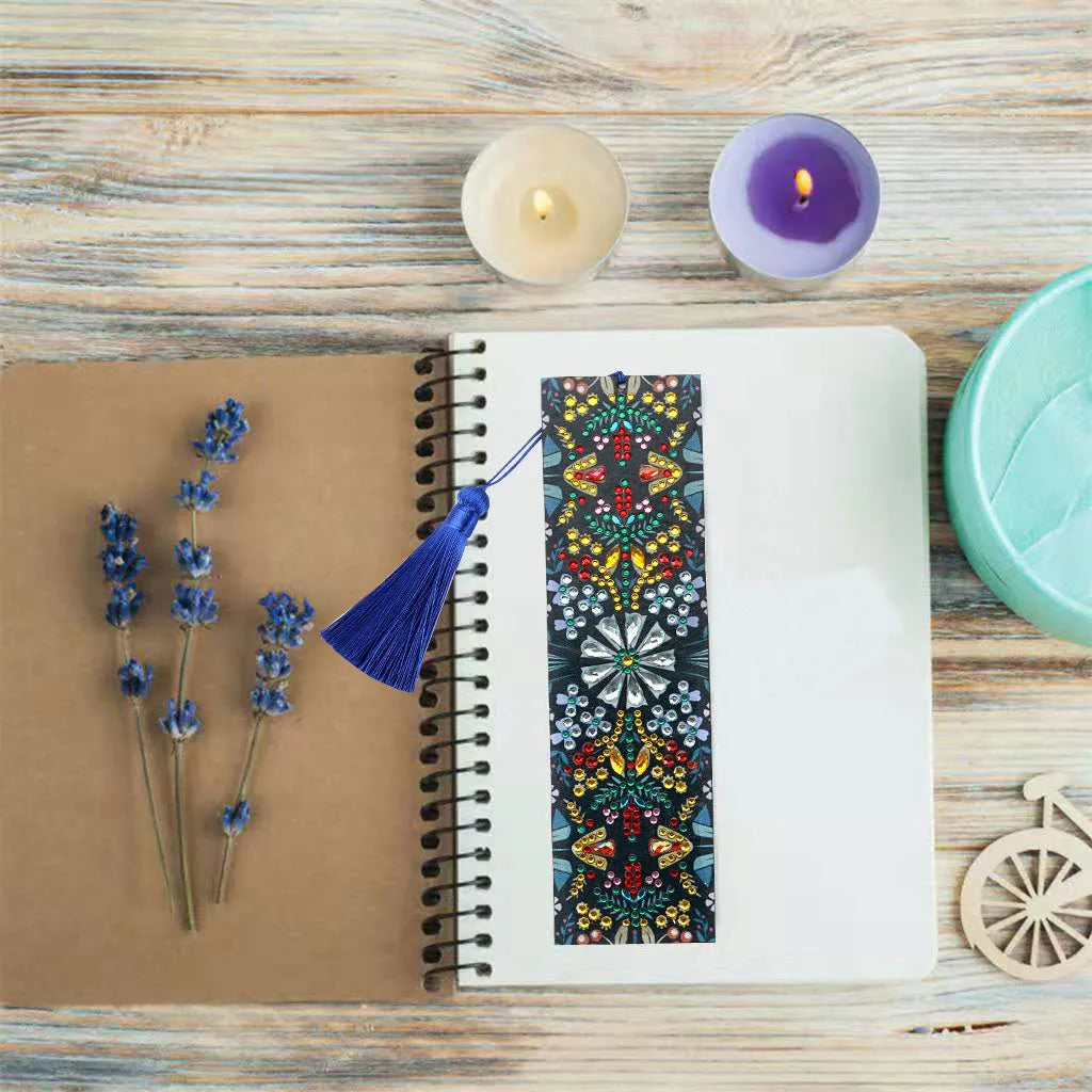 Diamond embroidered mandala flower bookmark on leather base with special-shaped diamond round diamonds