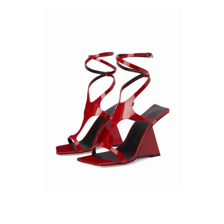 Women's black high heel sandals with 9.5cm block heel and buckle strap