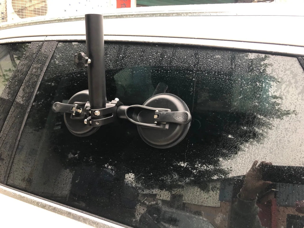 Black ABS car window suction mount with rubber base for flagpoles