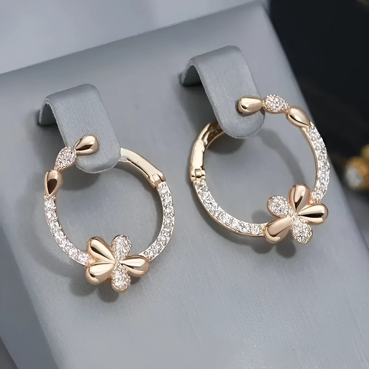 Women's round geometric earrings in copper with electroplated EK13286-FD-01 colour finish