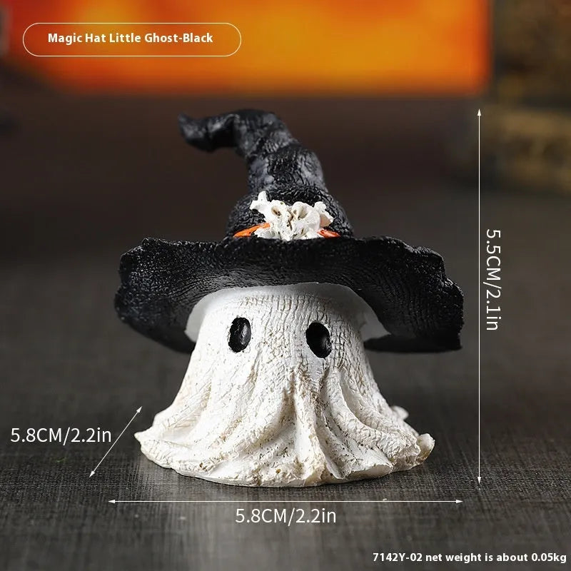 Resin wizard hat ornament in black and purple colours for Halloween and Christmas decorations