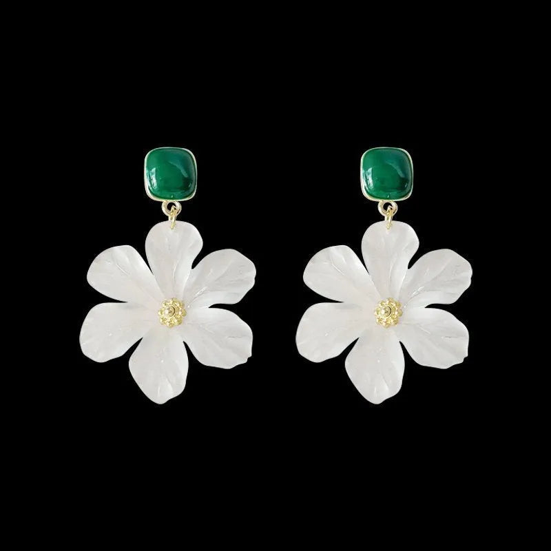 Dark green needle flowers sweet earrings with floral design and sterling silver alloy construction