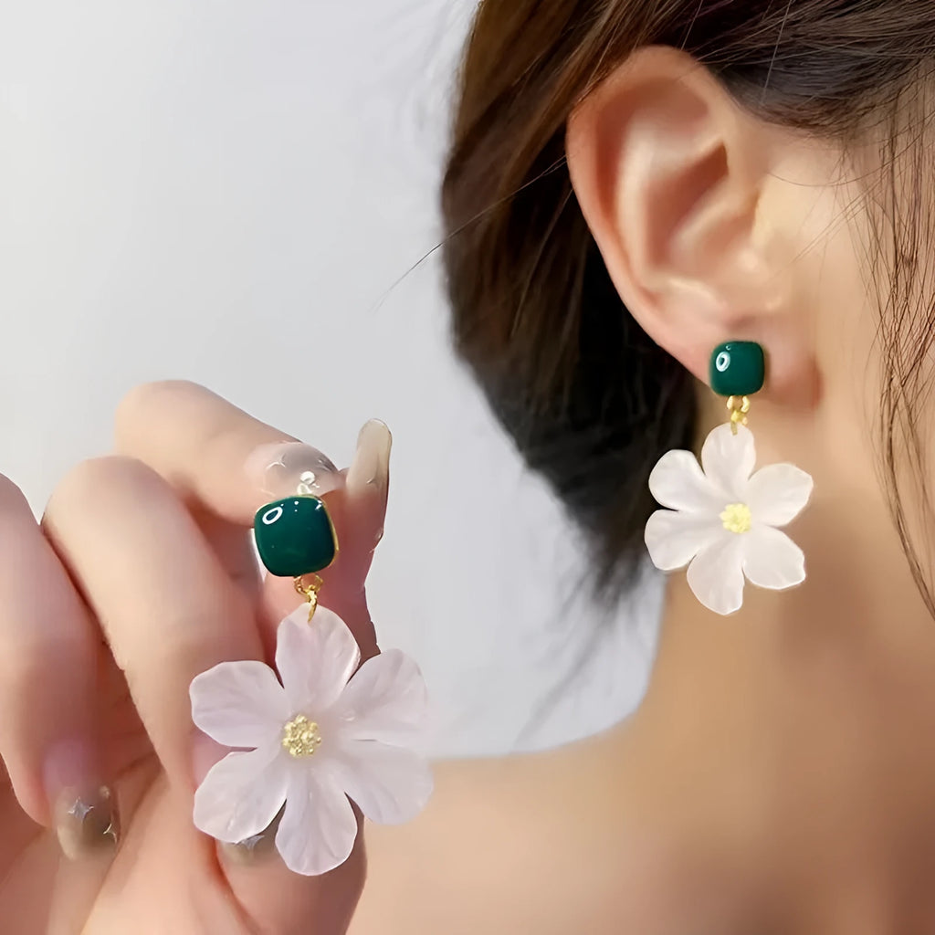 Dark green needle flowers sweet earrings with floral design and sterling silver alloy construction