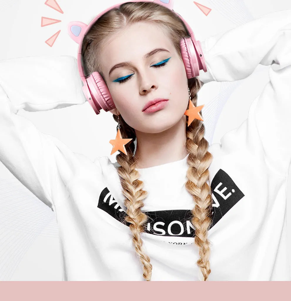 Pink-white wireless Bluetooth headset with head-mounted design and 40mm speakers