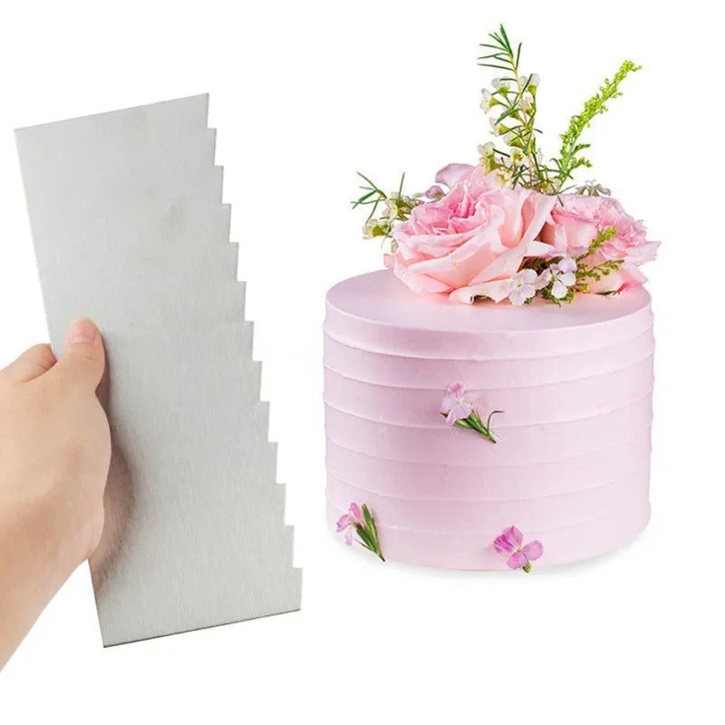 Stainless steel cream scraper with polygon patterns for cake decorating