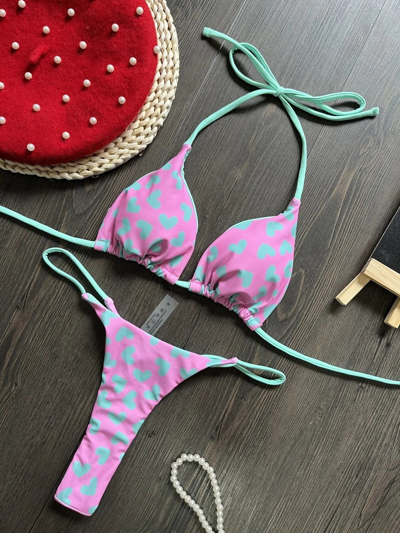 Heart print backless swimsuit with split sides in quick-drying nylon fabric