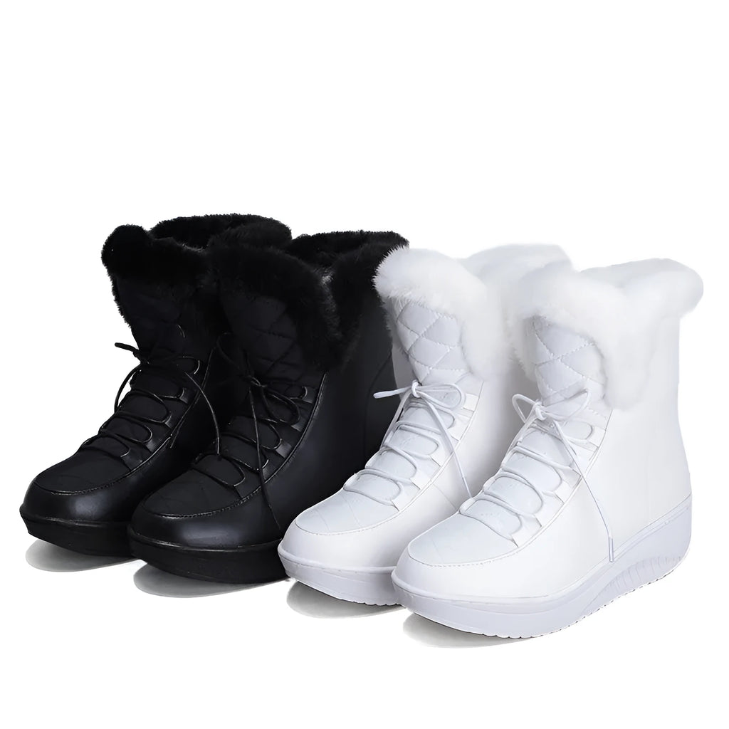 Women's black winter boots with 3cm platform and lace-up closure