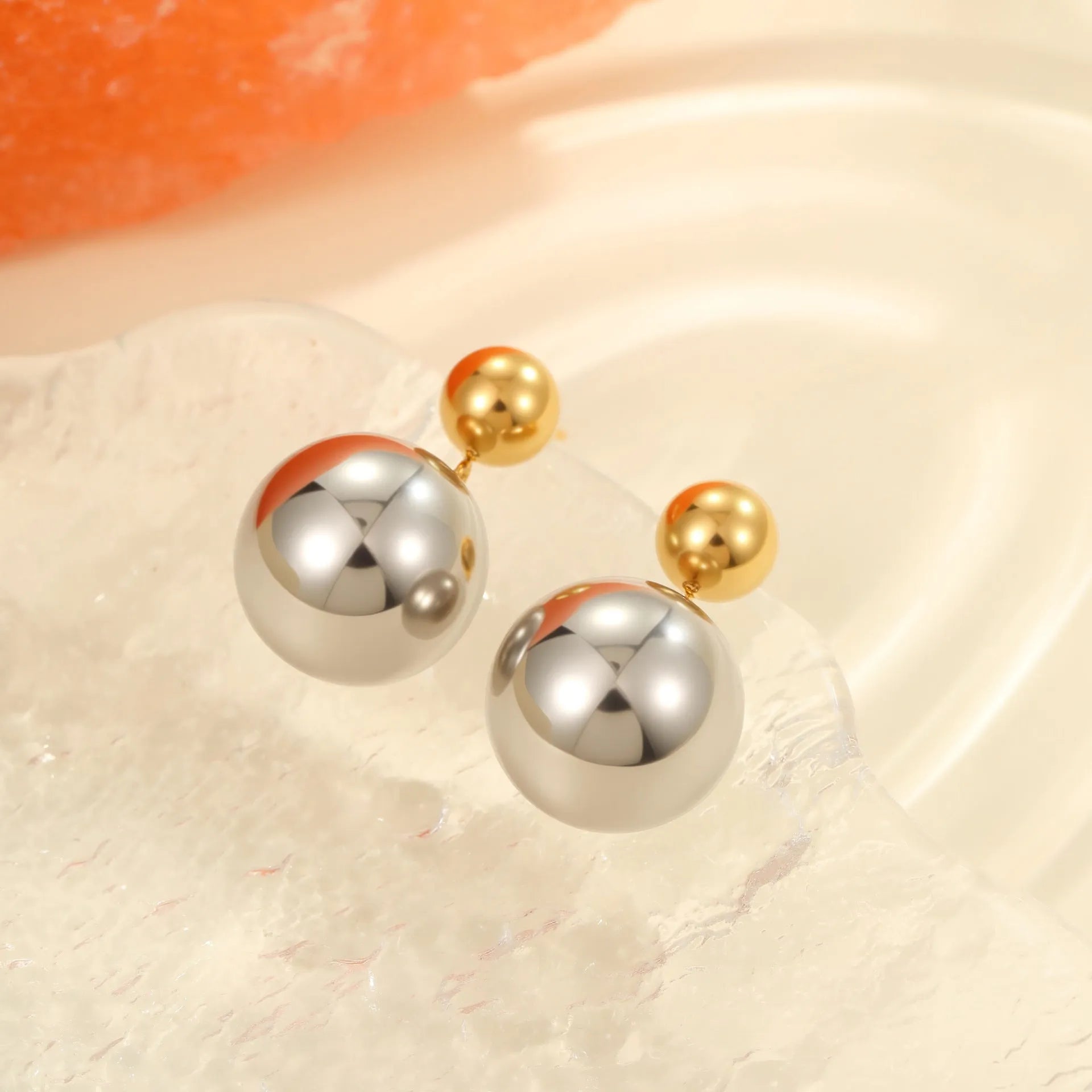 Stainless steel colour-block ear studs with round geometric beads for women