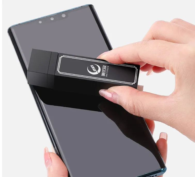 Disposable mobile phone screen cleaner wipes in black with 40 sheets for electronic display cleaning