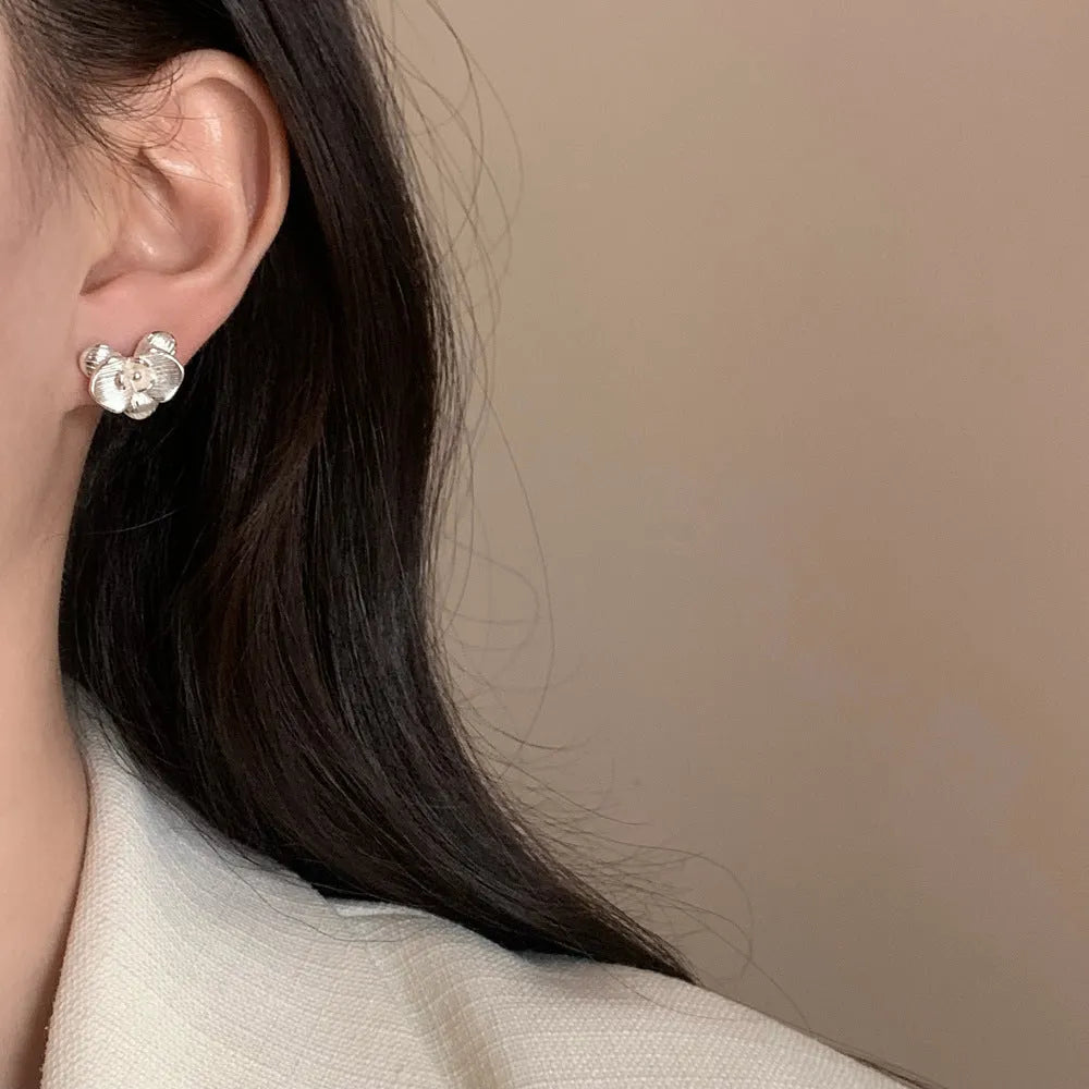 Gold and silver flower earrings with copper base and petal design retro style women's jewellery
