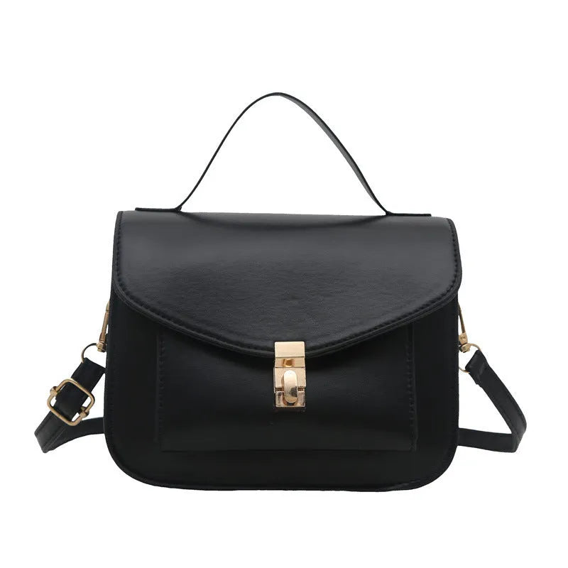 Retro horizontal square messenger bag in PU leather with crossbody strap