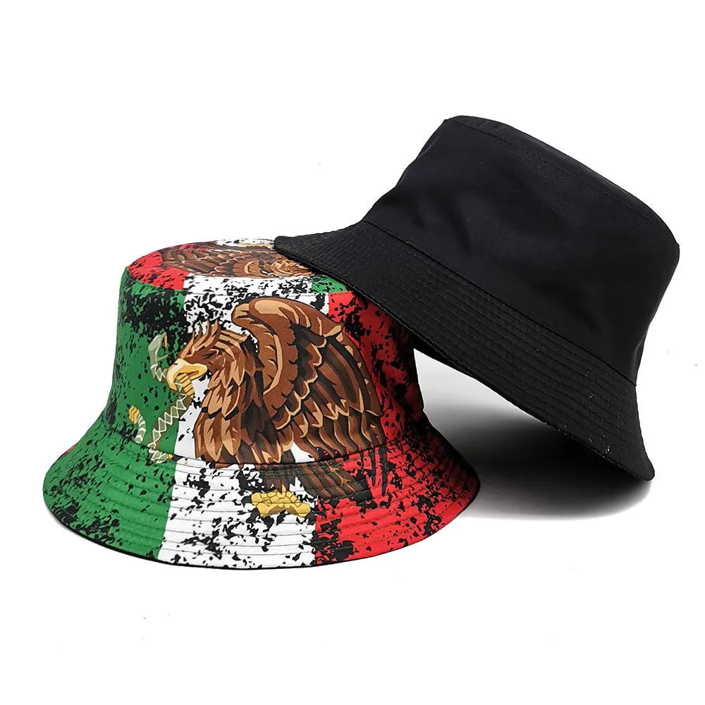 Retro bucket hat with eagle pattern and dome crown in size M for sun protection