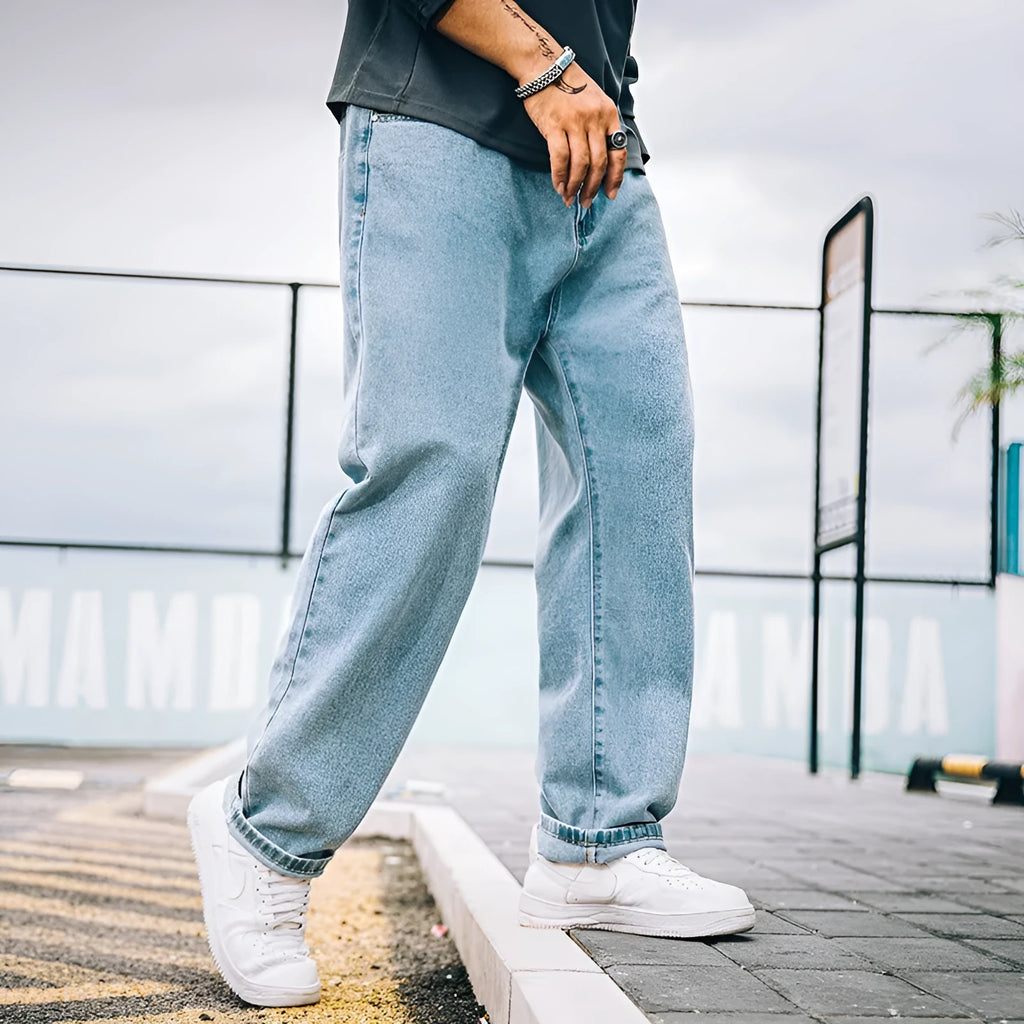 Men's loose straight-cut casual jeans in dark blue cotton fabric