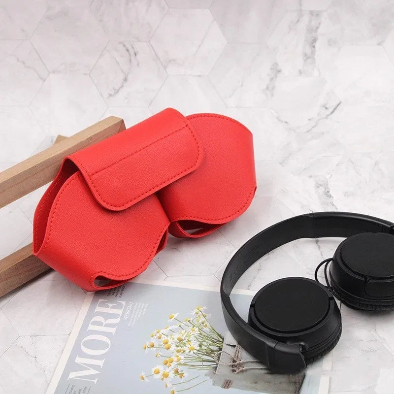 Black PU leather protective case for Apple AirPods Max headphones with a zipper.