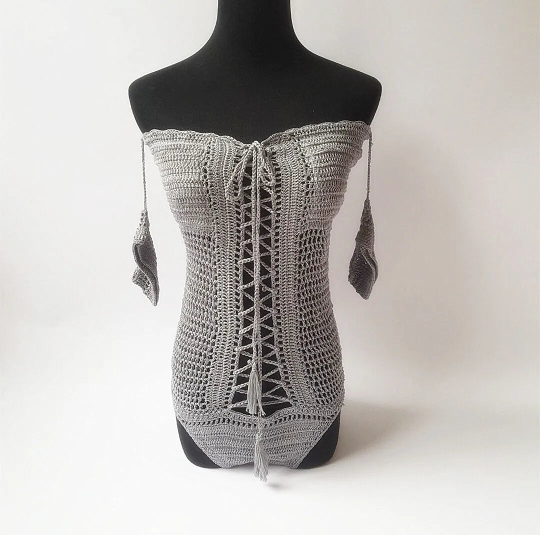 Off-shoulder one-piece swimsuit in polyester fabric with European and American sizing