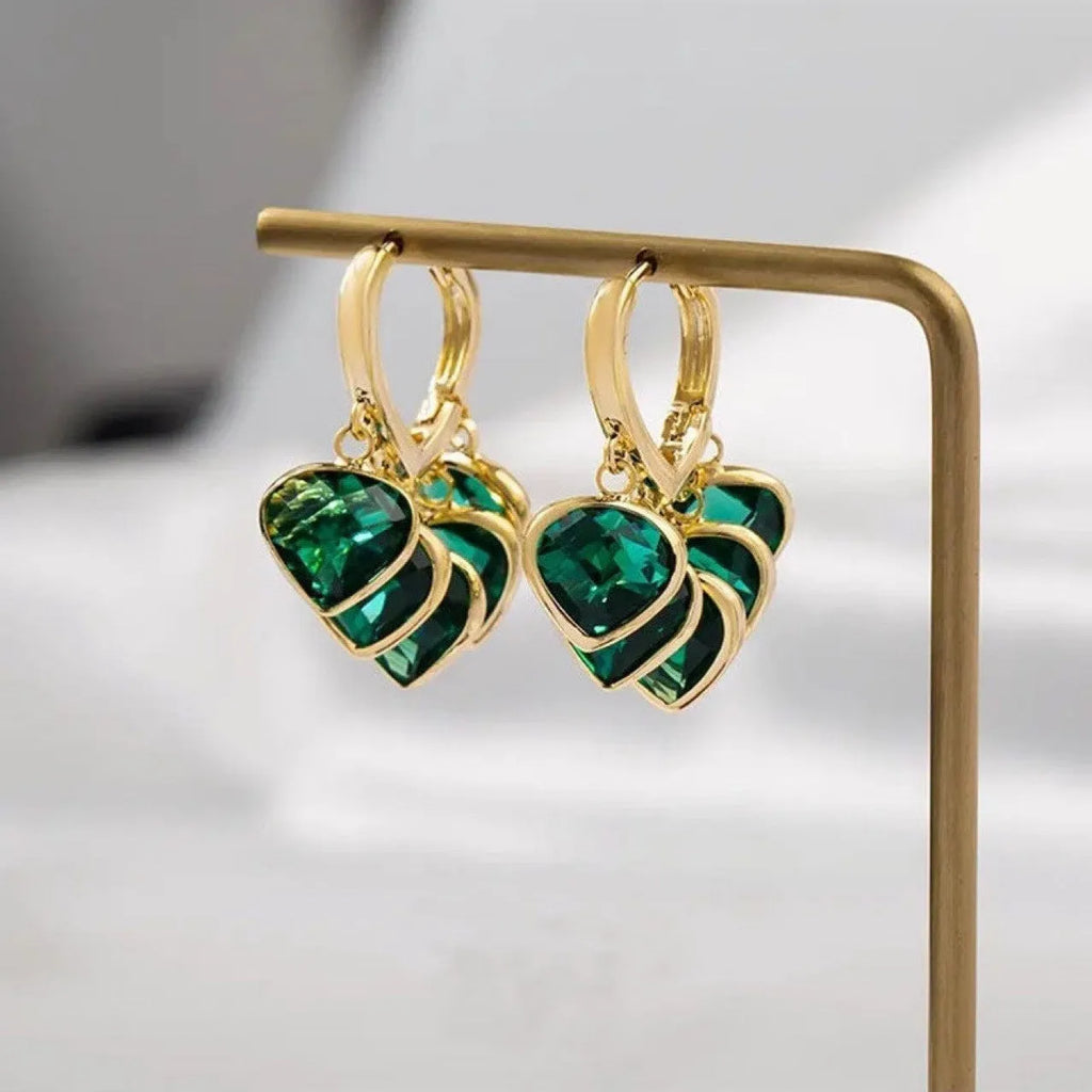 Green heart pendant ear clip earrings in Korean style with copper and artificial gemstone construction