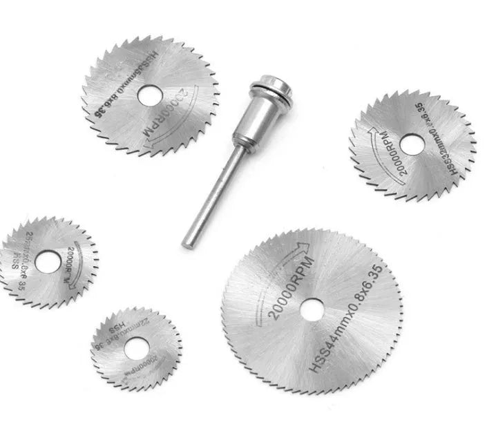 Six circular saw blades with mandrel for woodworking, high-speed steel construction