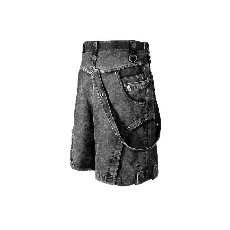Retro high-waist denim shorts in a loose fit with a washed finish, shown in a picture colour.