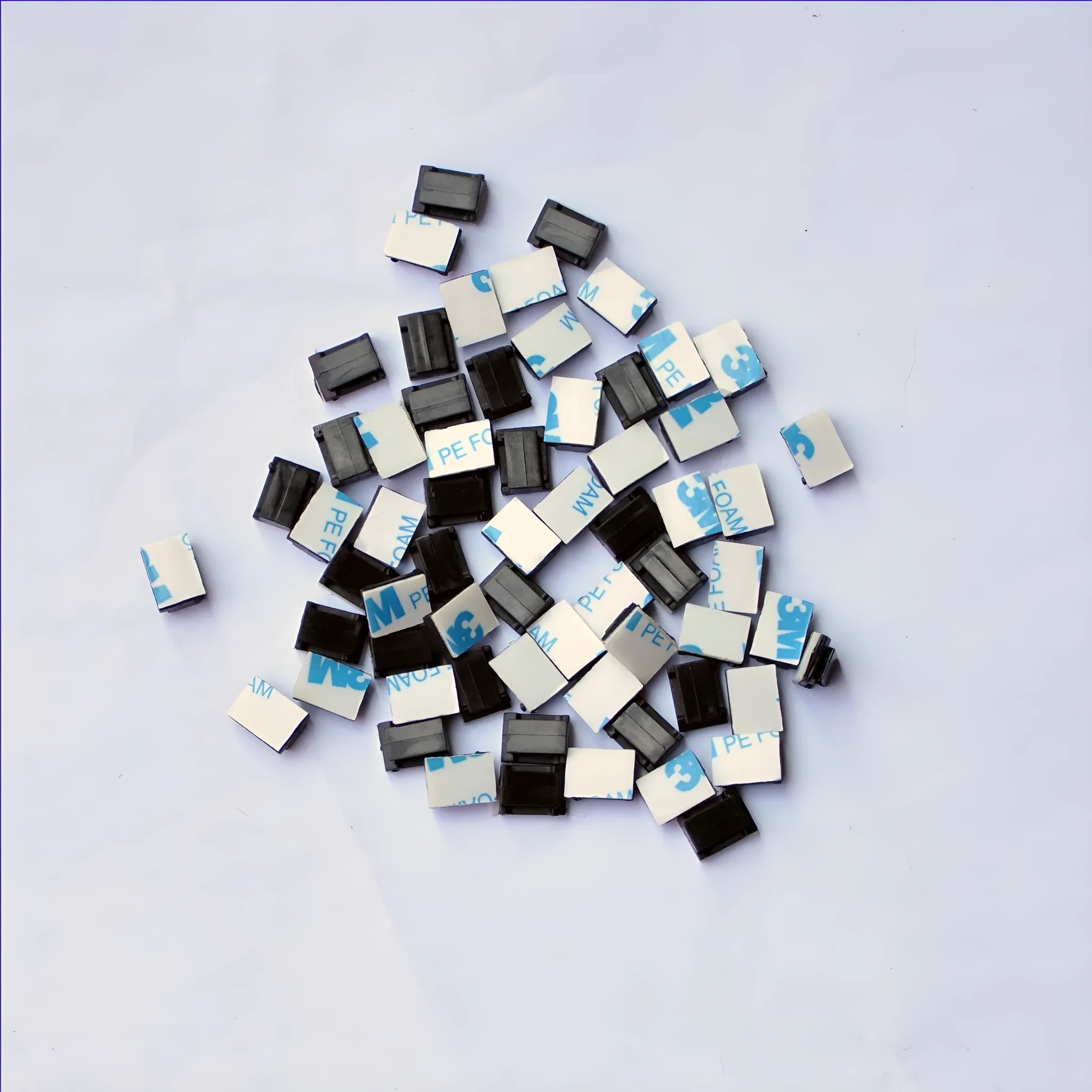 Black PA66 nylon automotive wire management clips for organising steel wire cloth and cables