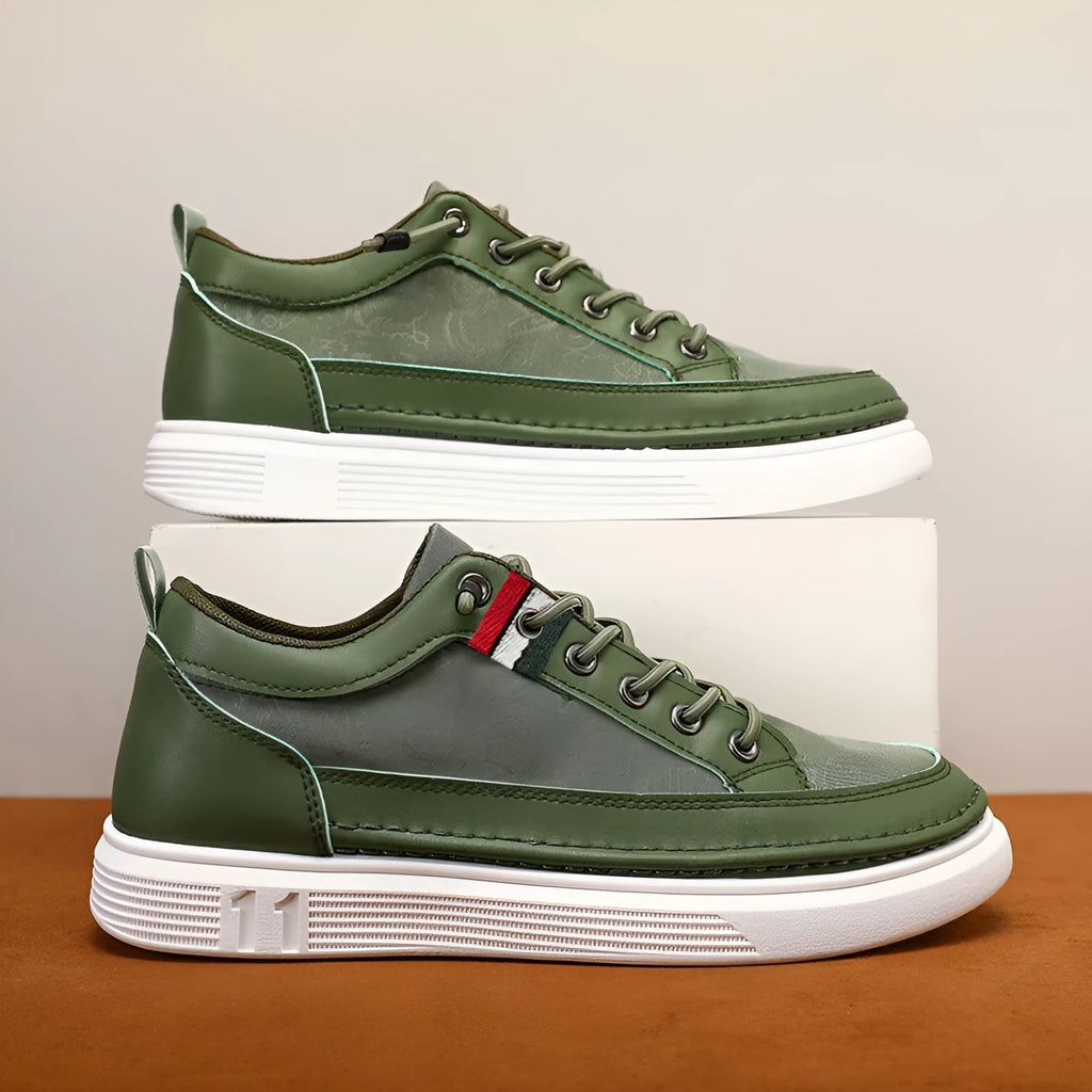 Men's casual high-top sneakers in grey with round toe and PVC sole.