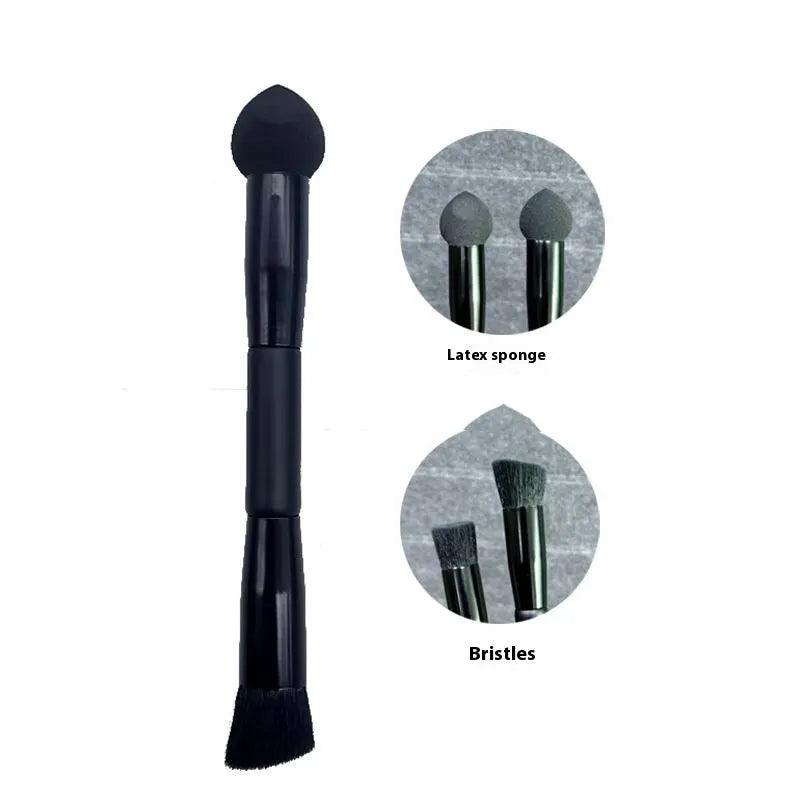 Black wooden handle concealer brush with synthetic bristles for dark circle coverage