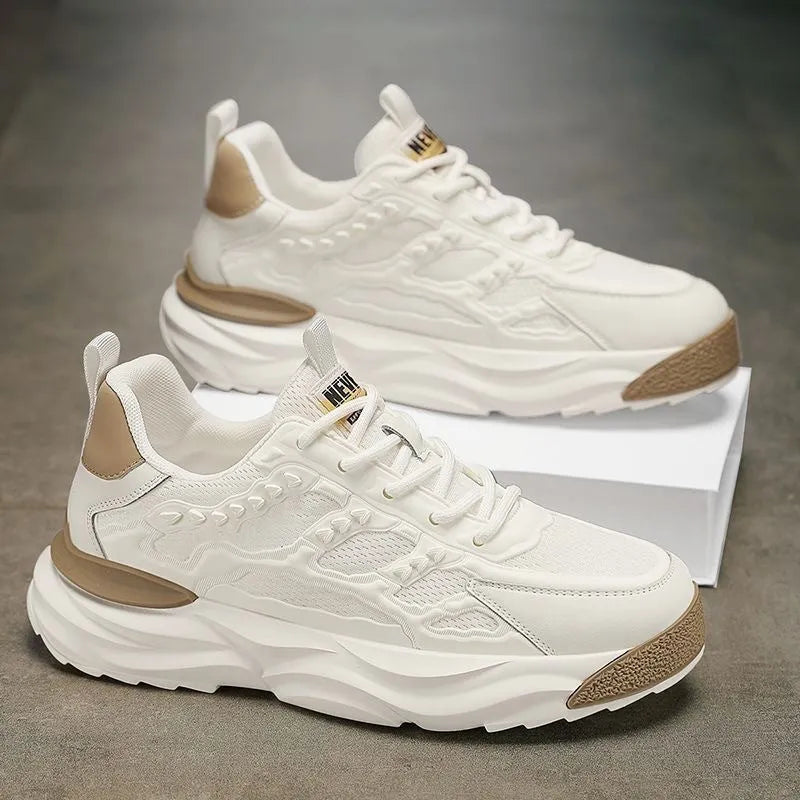 Men's solid colour breathable mesh sports shoes with round toe in white or black.