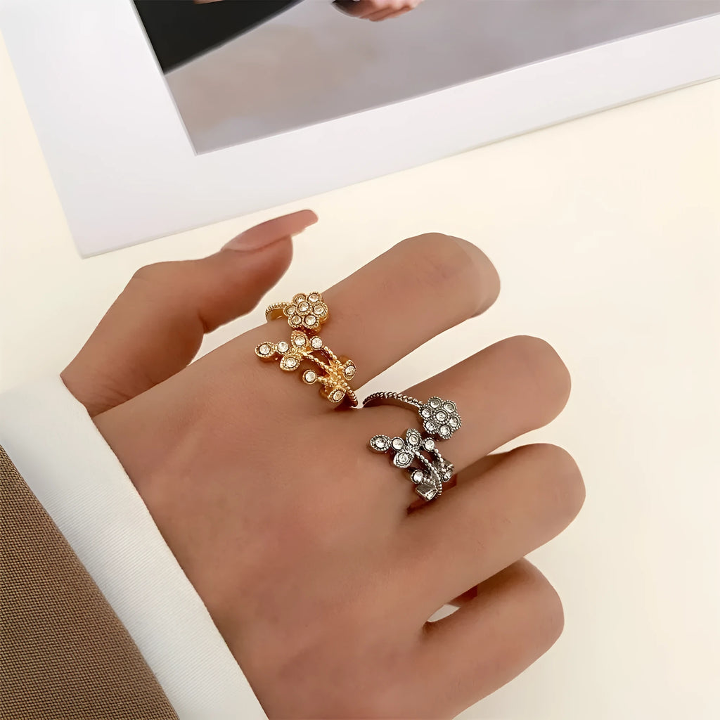 Open-mouth copper ring with diamond-cut flower and leaf design for women in gold or white finish