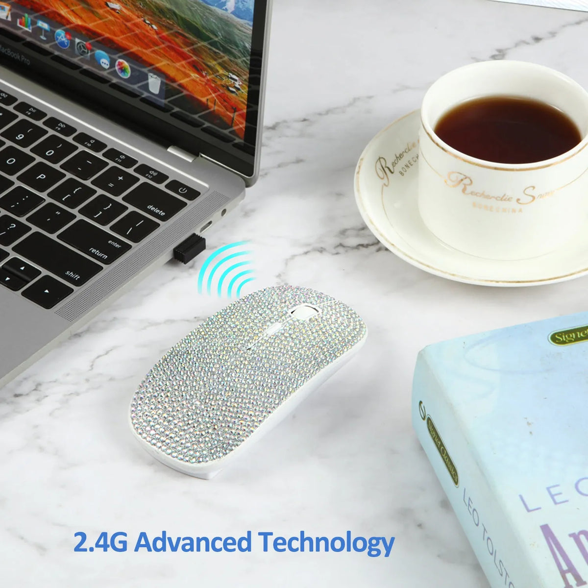 White wireless optical mouse, 2.4G, 11.2 x 5.7 x 2.0cm, adjustable 1600dpi, four keys, ABS body